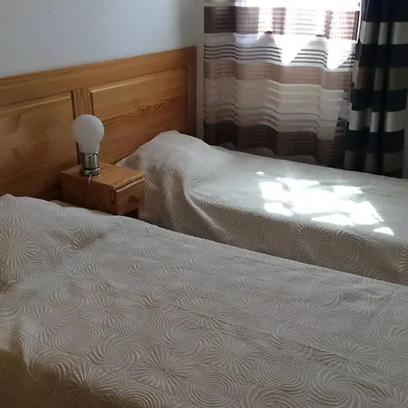 Feriehus Maison Cosy Avec Piscine Partagee A Calvisson