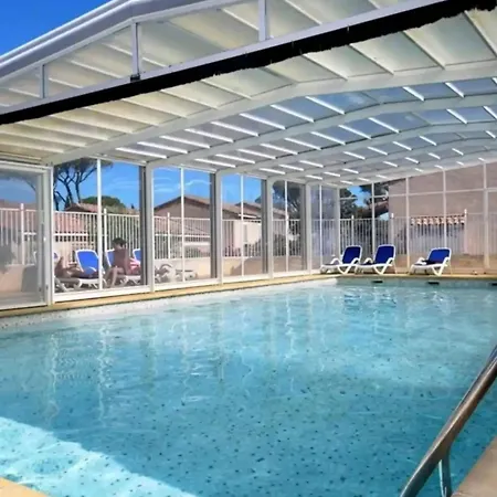Feriehus Maison Cosy Avec Piscine Partagee A Calvisson